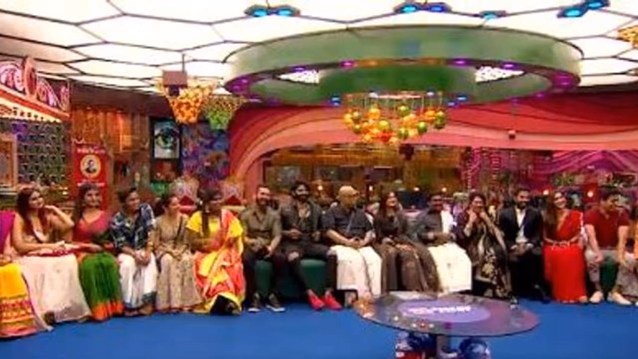 இன்று உடைய போகும் இதயங்கள்...? துவங்கி வைத்த கமல்..! இன்று உடைய போகும் இதயங்கள்...? துவங்கி வைத்த கமல்..!