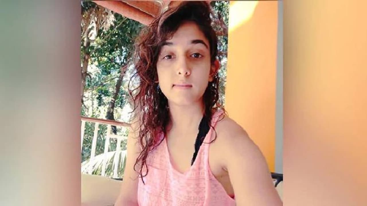 'കഴിഞ്ഞ നാലുവർഷമായി വിഷാദരോഗത്തിന് ചികിത്സയിലാണ്'; തുറന്നുപറഞ്ഞ് താരപുത്രി 'കഴിഞ്ഞ നാലുവർഷമായി വിഷാദരോഗത്തിന് ചികിത്സയിലാണ്'; തുറന്നുപറഞ്ഞ് താരപുത്രി