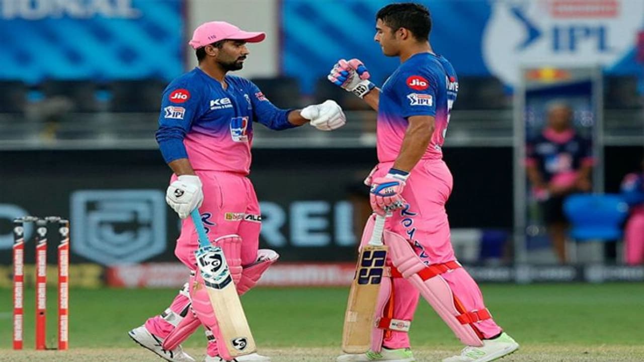 তেওয়াটিয়া ও প্রিয়ম গর্গের অবিশ্বাস্য ইনিংস, রুদ্ধশ্বাস ম্যাচে সানরাইজার্সকে হারাল রাজস্থান তেওয়াটিয়া ও প্রিয়ম গর্গের অবিশ্বাস্য ইনিংস, রুদ্ধশ্বাস ম্যাচে সানরাইজার্সকে হারাল রাজস্থান