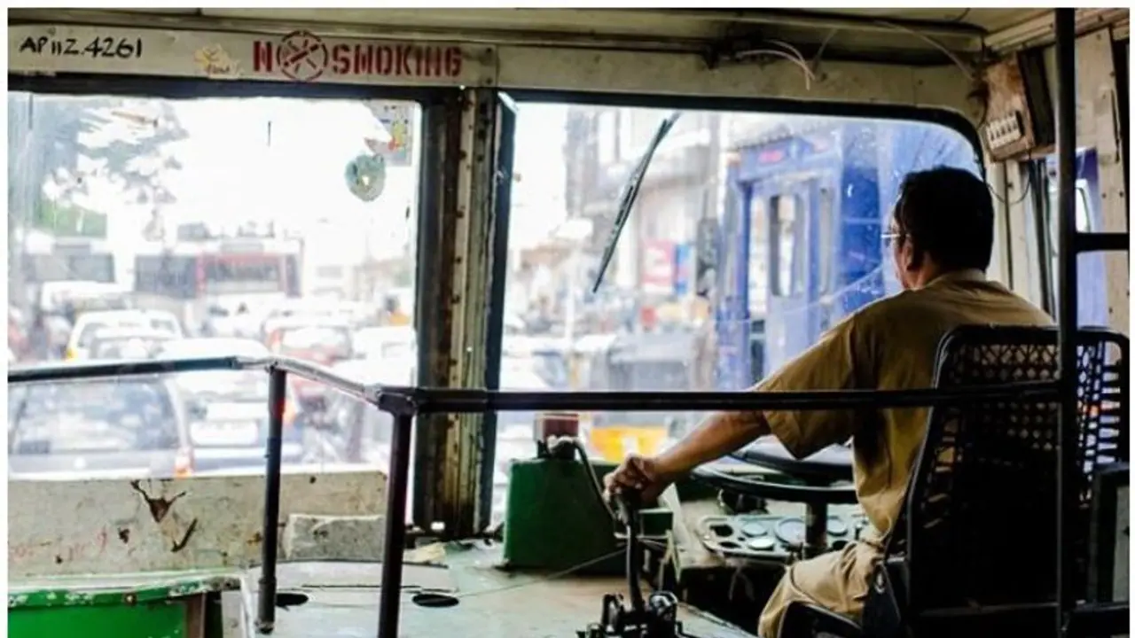 ഉറങ്ങിയ ഡ്രൈവറെ വിളിച്ചുണര്‍ത്തും, സ്വയം ബ്രേക്കിടും; ഈ സര്‍ക്കാര്‍ ബസുകള്‍ ഹൈടെക്കാകുന്നു!