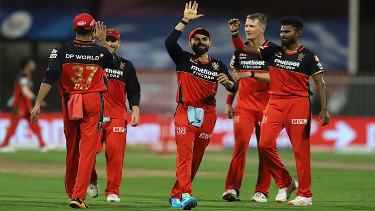IPL 2020: आरसीबी की आईपीएल में पांचवी जीत, कोलकाता को 82 रनों से हराकर विराट सेना ने जीता मैच IPL 2020: आरसीबी की आईपीएल में पांचवी जीत, कोलकाता को 82 रनों से हराकर विराट सेना ने जीता मैच