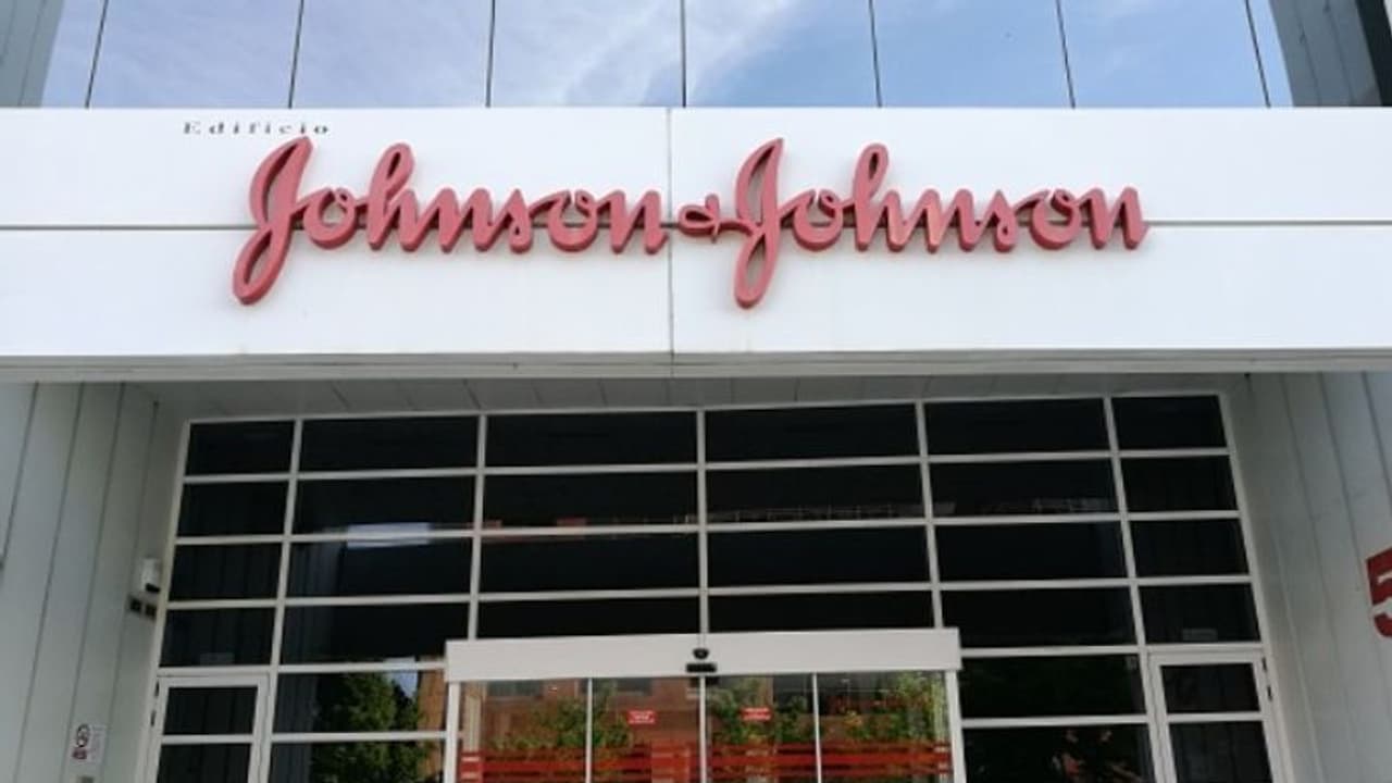 ജോൺസൺ ആന്റ് ജോൺസൺ വാക്സീന് ഇന്ത്യയിൽ അടിയന്തര ഉപയോഗ അനുമതി ജോൺസൺ ആന്റ് ജോൺസൺ വാക്സീന് ഇന്ത്യയിൽ അടിയന്തര ഉപയോഗ അനുമതി