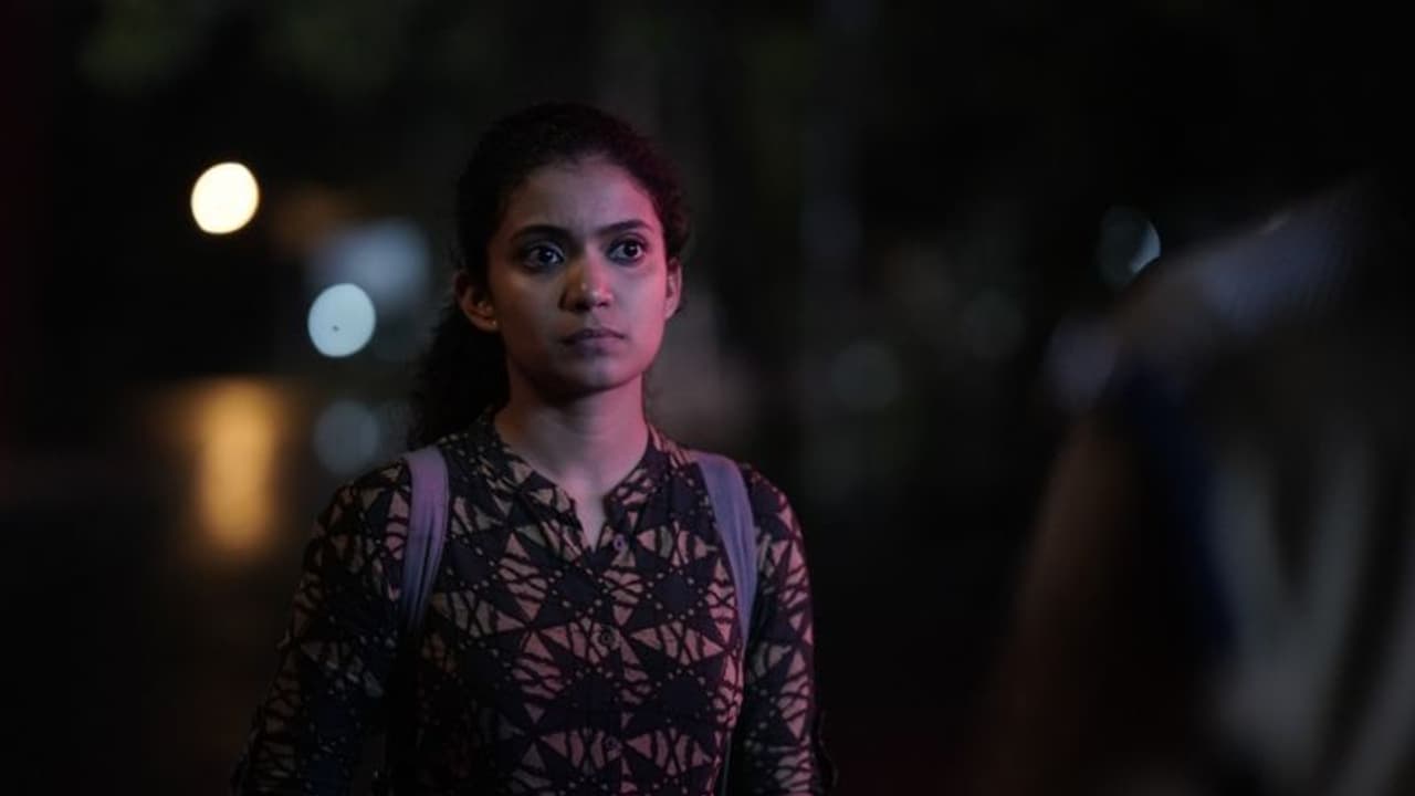 இளம் நடிகைக்கு பொது இடத்தில் பாலியல் சீண்டல்... சோசியல் மீடியாவில் வெளியிட்ட பதிவால் பரபரப்பு...! இளம் நடிகைக்கு பொது இடத்தில் பாலியல் சீண்டல்... சோசியல் மீடியாவில் வெளியிட்ட பதிவால் பரபரப்பு...!