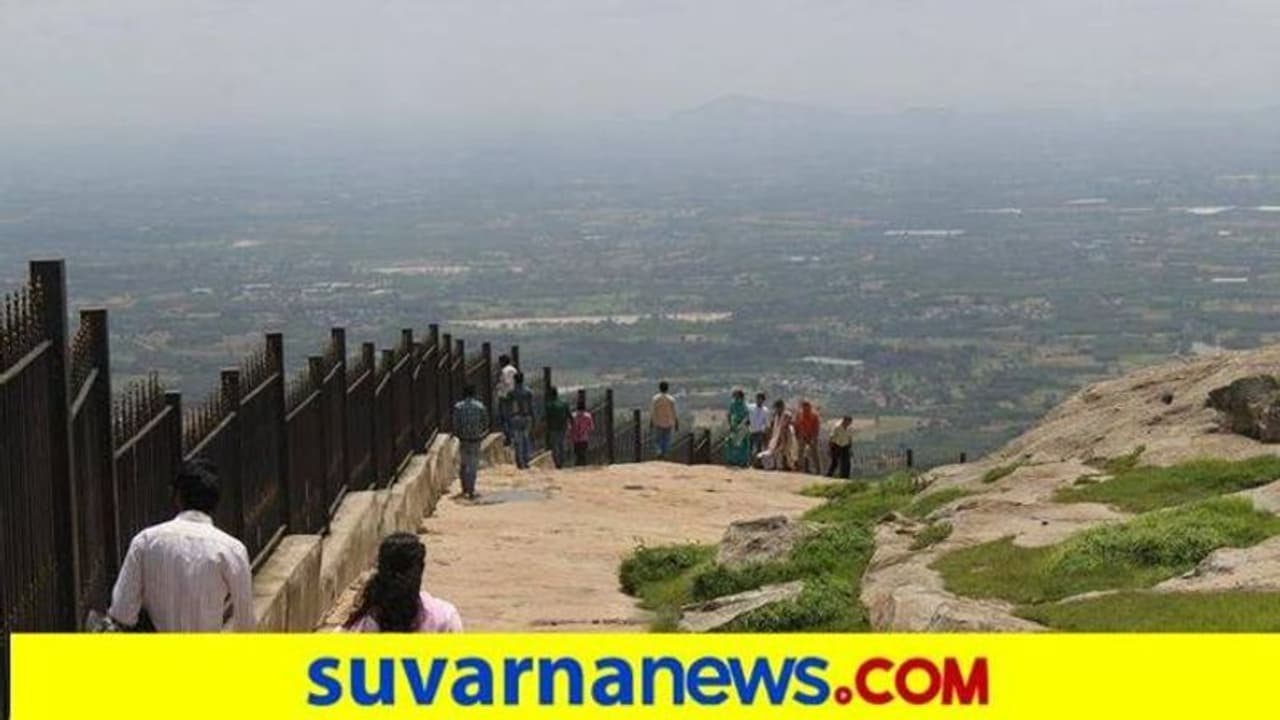 ಕೊರೋನಾ ಅಟ್ಟಹಾಸದ ಮಧ್ಯೆಯೂ ಪ್ರವಾಸಿಗರ ಬೇಜ​ವಾ​ಬ್ದಾರಿ ನಡೆ: ಹೆಚ್ಚುತ್ತಿದೆ ಆತಂಕ