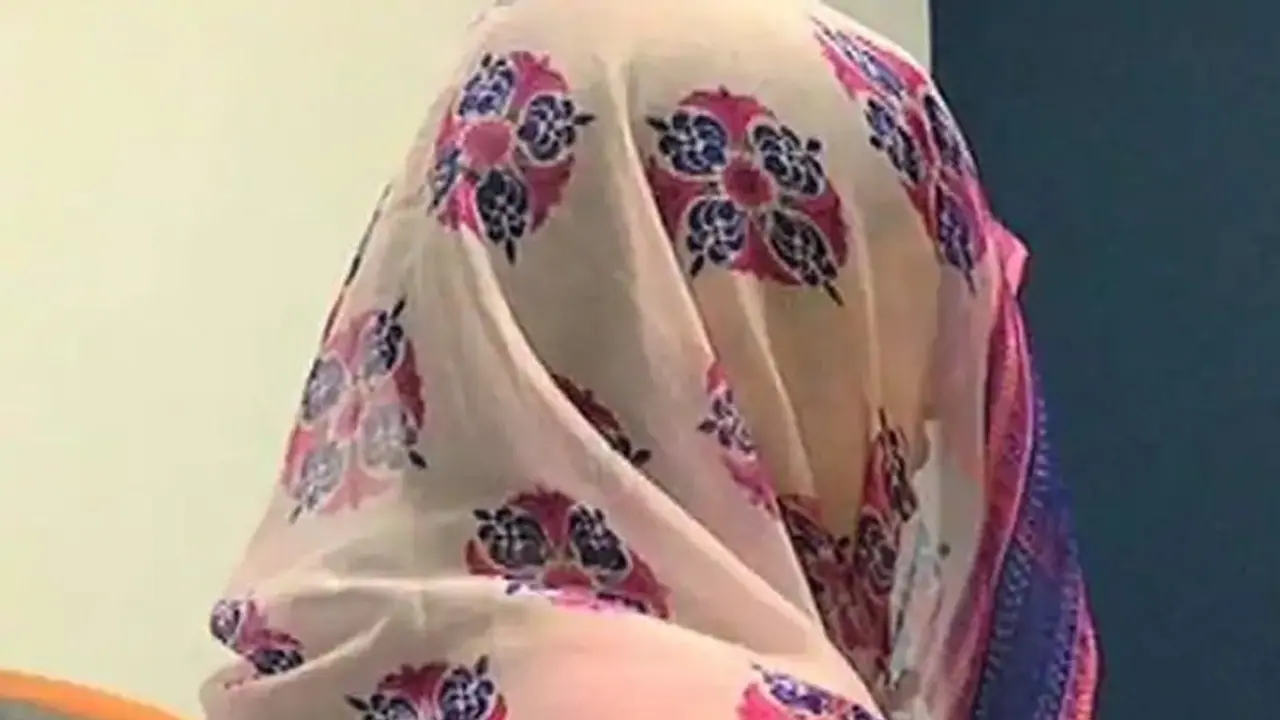 అల్లుడితో అత్త వివాహేతర సంబంధం: కూతురు ఆత్మహత్య, అల్లుడిని చంపేసింది అల్లుడితో అత్త వివాహేతర సంబంధం: కూతురు ఆత్మహత్య, అల్లుడిని చంపేసింది