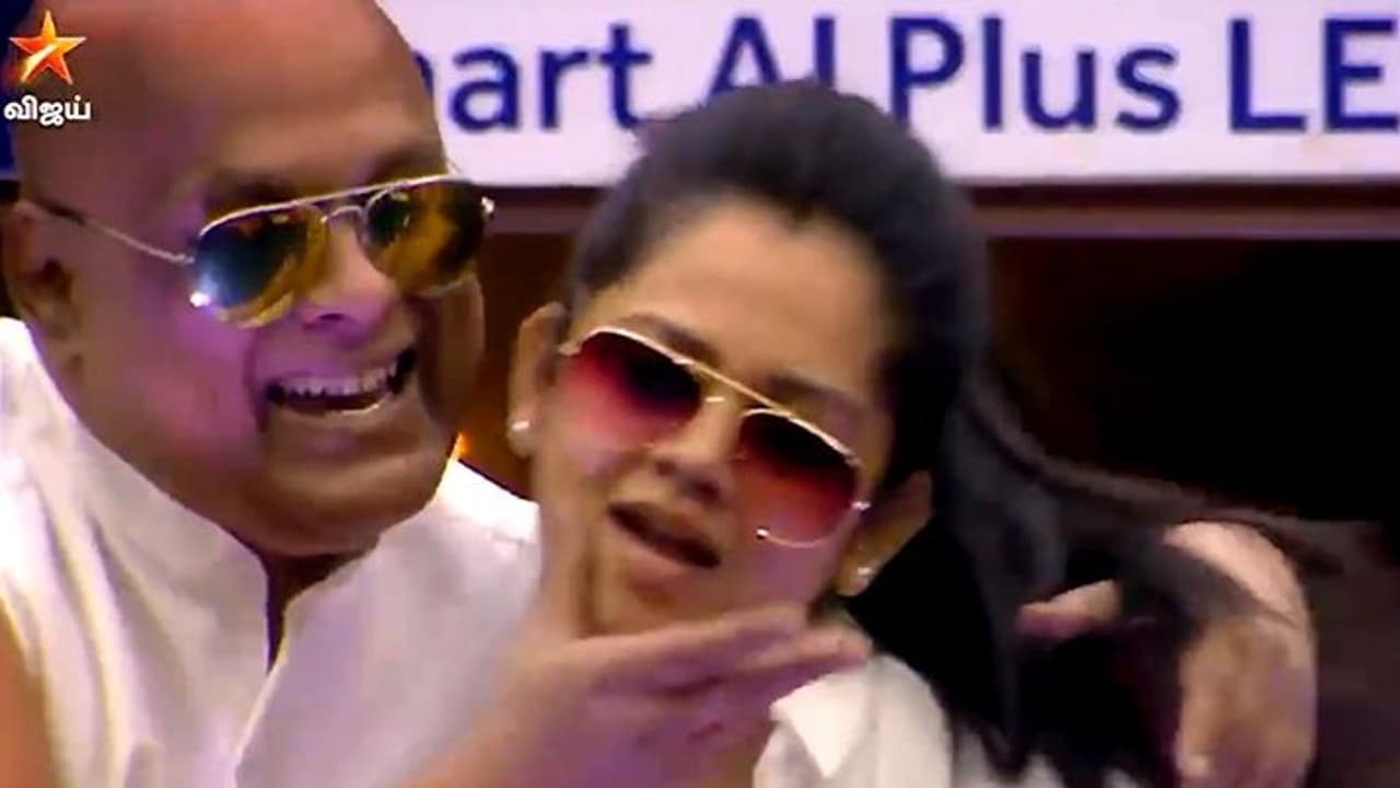 என்னடா நடக்குது..? முட்டிக்கொண்ட அனிதா சம்பத் சுரேஷுடன் ஆடிய டூயட்..! அதிர்ச்சியில் ரசிகர்கள்..! என்னடா நடக்குது..? முட்டிக்கொண்ட அனிதா சம்பத் சுரேஷுடன் ஆடிய டூயட்..! அதிர்ச்சியில் ரசிகர்கள்..!