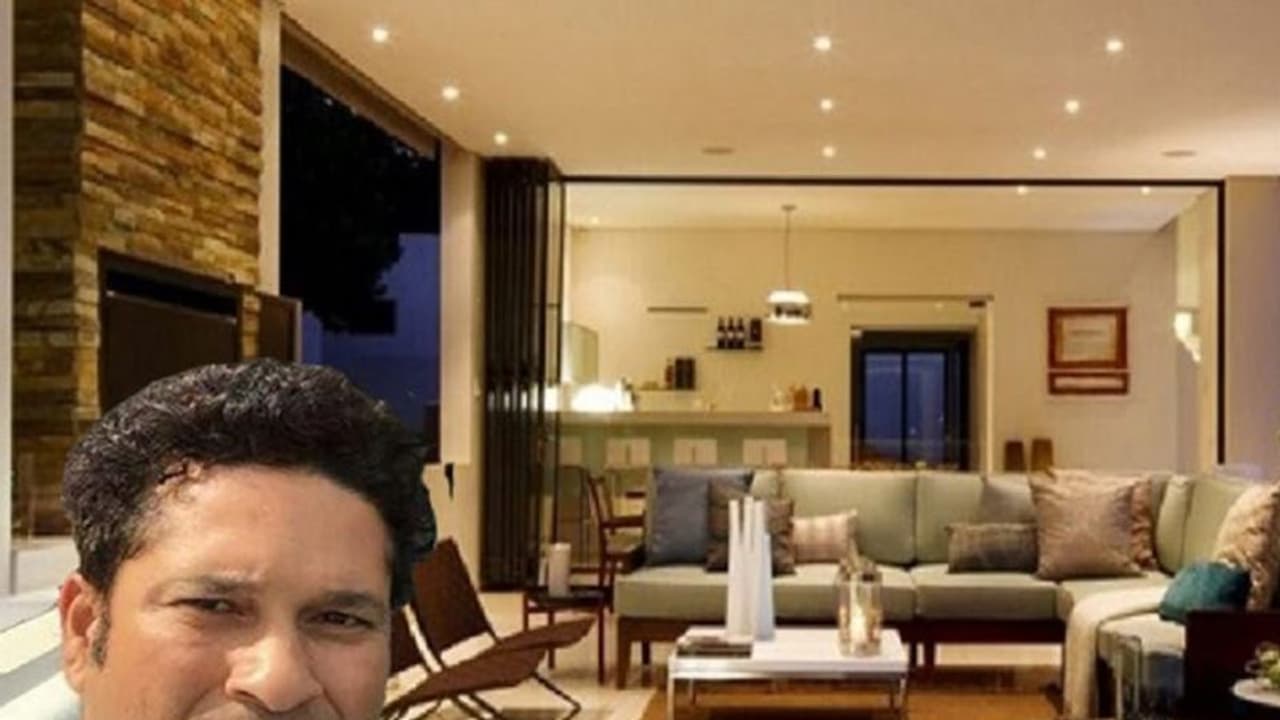 सचिन तेंदुलकर ने विडियो में दिखाई अपने बचपन की वो जगह, जहां चार साल तक उन्होंने की थी क्रिकेट प्रेक्टिस सचिन तेंदुलकर ने विडियो में दिखाई अपने बचपन की वो जगह, जहां चार साल तक उन्होंने की थी क्रिकेट प्रेक्टिस