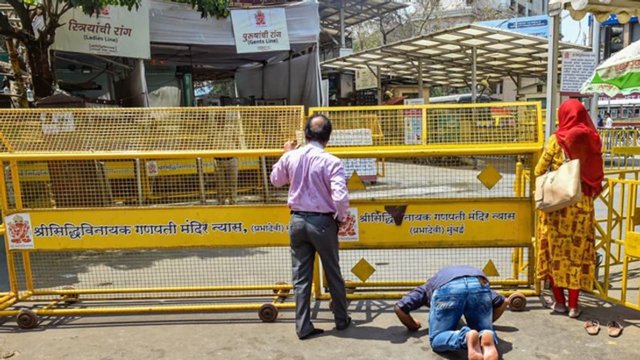 আরও একমাস থাকছেই লকডাউন, নভেম্বর মাসে আনলকের কী নির্দেশ দিল স্বরাষ্ট্রমন্ত্রক আরও একমাস থাকছেই লকডাউন, নভেম্বর মাসে আনলকের কী নির্দেশ দিল স্বরাষ্ট্রমন্ত্রক