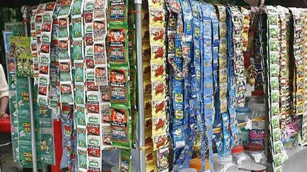 ಜನತಾ ಕರ್ಫ್ಯೂ ಪರಿಣಾಮ: ಗುಟ್ಕಾಕ್ಕಾಗಿ ಯುವಕರ ಮಧ್ಯೆ ಮಾರಾಮಾರಿ..! ಜನತಾ ಕರ್ಫ್ಯೂ ಪರಿಣಾಮ: ಗುಟ್ಕಾಕ್ಕಾಗಿ ಯುವಕರ ಮಧ್ಯೆ ಮಾರಾಮಾರಿ..!