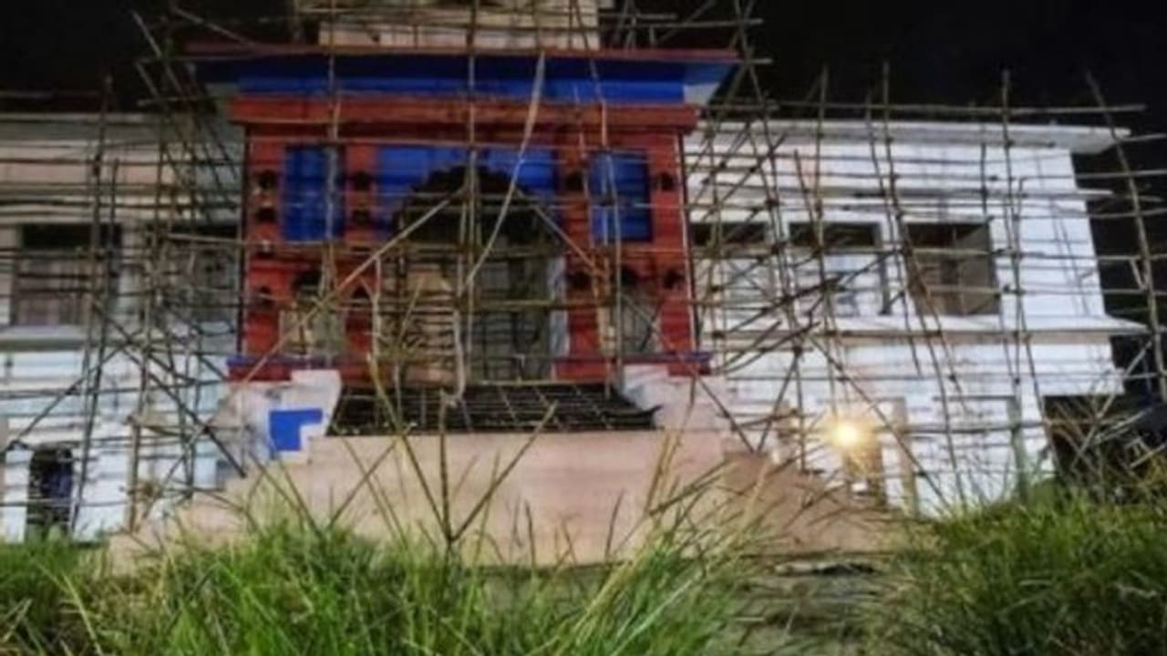 Kolkata's Santosh Mitra Square puja committee to restrict visitors during Durga puja