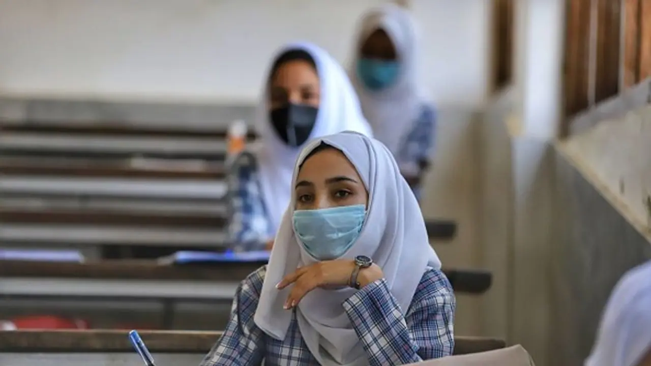 Coronavirus: Punjab reopens school for Class 5 to 12 students from today; fresh guidelines issued Coronavirus: Punjab reopens school for Class 5 to 12 students from today; fresh guidelines issued