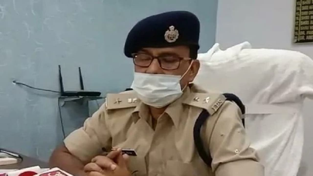 गैंगरेप मामले में बड़ा खुलासा, प्रेमी को फंसाने के लिए गढ़ी थी साजिश, अभी भी एक सस्पेंस खुलना बाकी गैंगरेप मामले में बड़ा खुलासा, प्रेमी को फंसाने के लिए गढ़ी थी साजिश, अभी भी एक सस्पेंस खुलना बाकी