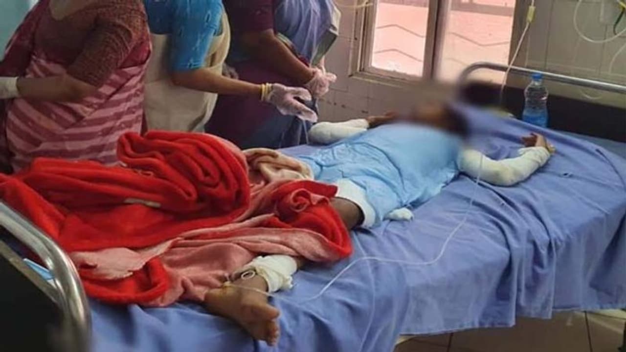 మైనర్ పై అతి దారుణంగా అత్యాచారం.. తట్టుకోలేక బాలిక మృతి