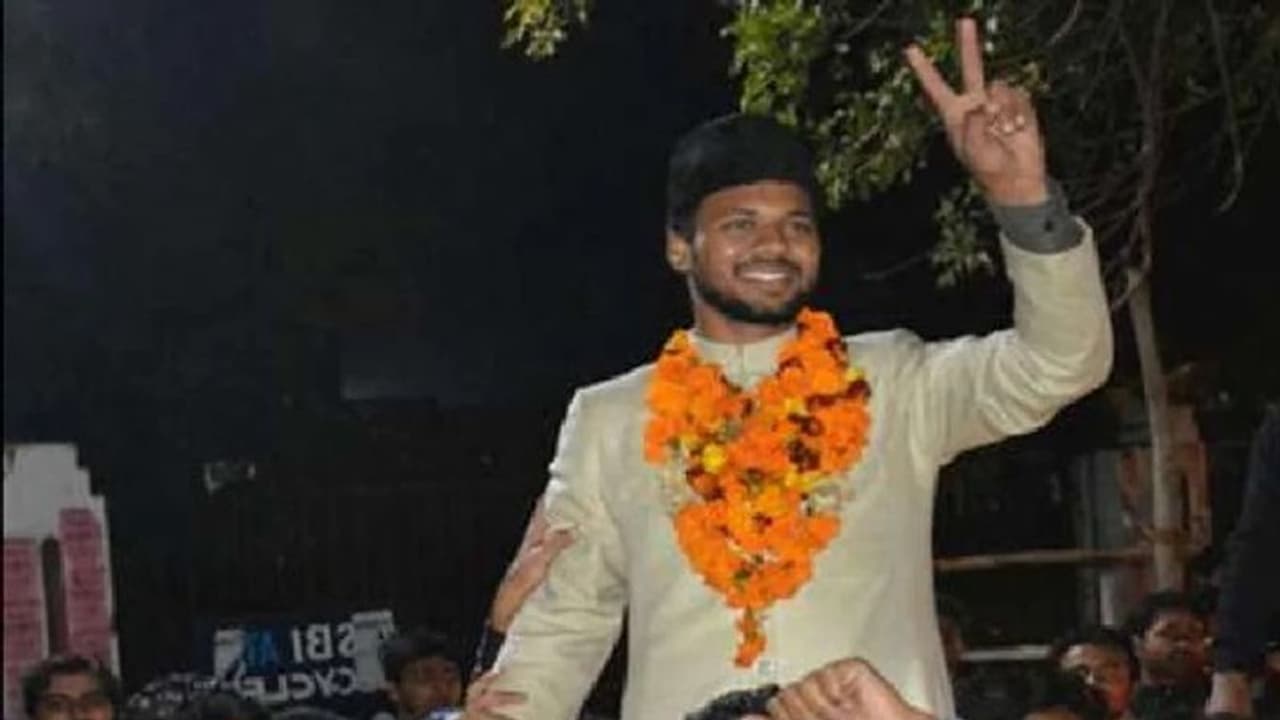 कांग्रेस ने दिया मशकूर अहमद उस्मानी को टिकट, बीजेपी से लेकर जेडीयू तक ने किया विरोध, ये है वजह कांग्रेस ने दिया मशकूर अहमद उस्मानी को टिकट, बीजेपी से लेकर जेडीयू तक ने किया विरोध, ये है वजह