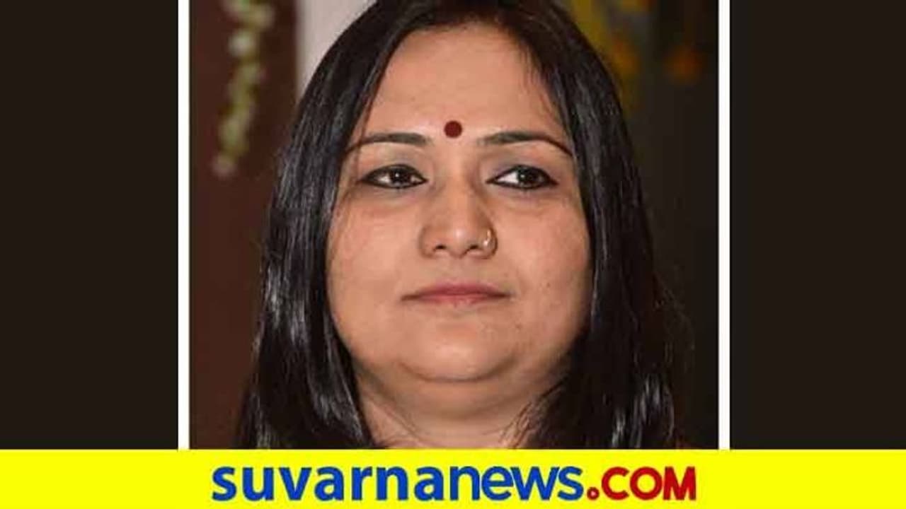 5 ಲಕ್ಷ ಲಂಚ ಪಡೆದ ಬಳ್ಳಾರಿ ಮಹಾನಗರ ಪಾಲಿಕೆ ಆಯುಕ್ತೆ ಸಸ್ಪೆಂಡ್..! 5 ಲಕ್ಷ ಲಂಚ ಪಡೆದ ಬಳ್ಳಾರಿ ಮಹಾನಗರ ಪಾಲಿಕೆ ಆಯುಕ್ತೆ ಸಸ್ಪೆಂಡ್..!