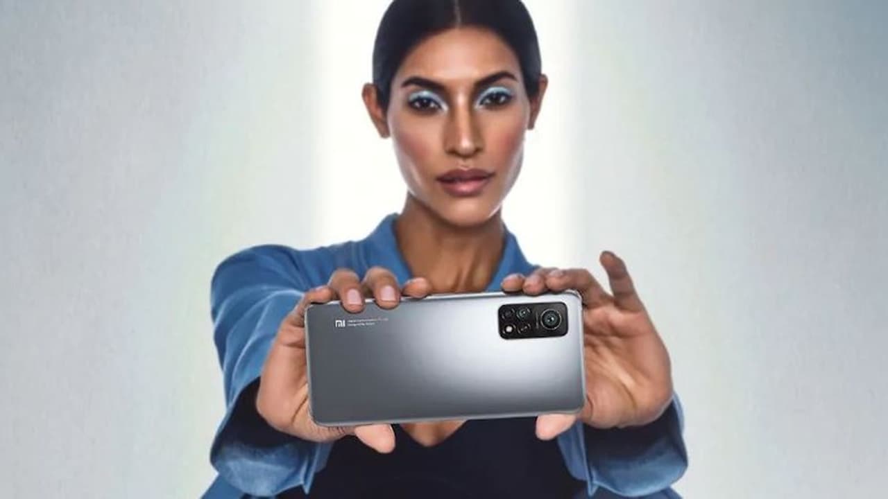 33W ఫాస్ట్ ఛార్జింగ్, 5జి ఆప్షన్ తో రెడ్ మీ కొత్త సిరీస్ స్మార్ట్ ఫోన్స్..