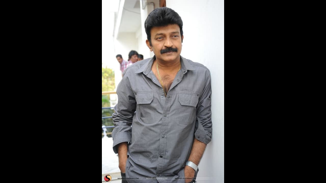 హీరో రాజశేఖర్ కు ప్లాస్మా థెరపీ: హెల్త్ బులిటెన్ విడుదల హీరో రాజశేఖర్ కు ప్లాస్మా థెరపీ: హెల్త్ బులిటెన్ విడుదల