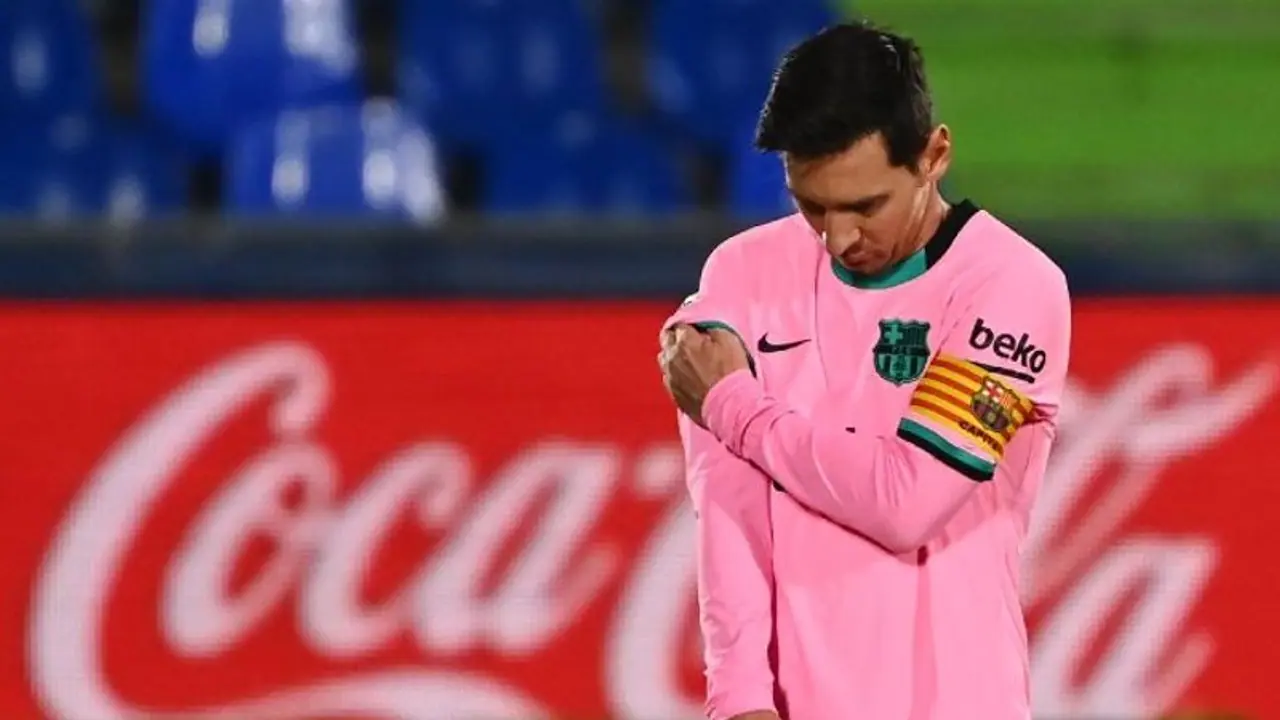 রোনাল্ডোহীন জুভেন্তাসের বিরুদ্ধে সহজ জয় বার্সেলোনার, গোলে ফিরলেন মেসি রোনাল্ডোহীন জুভেন্তাসের বিরুদ্ধে সহজ জয় বার্সেলোনার, গোলে ফিরলেন মেসি