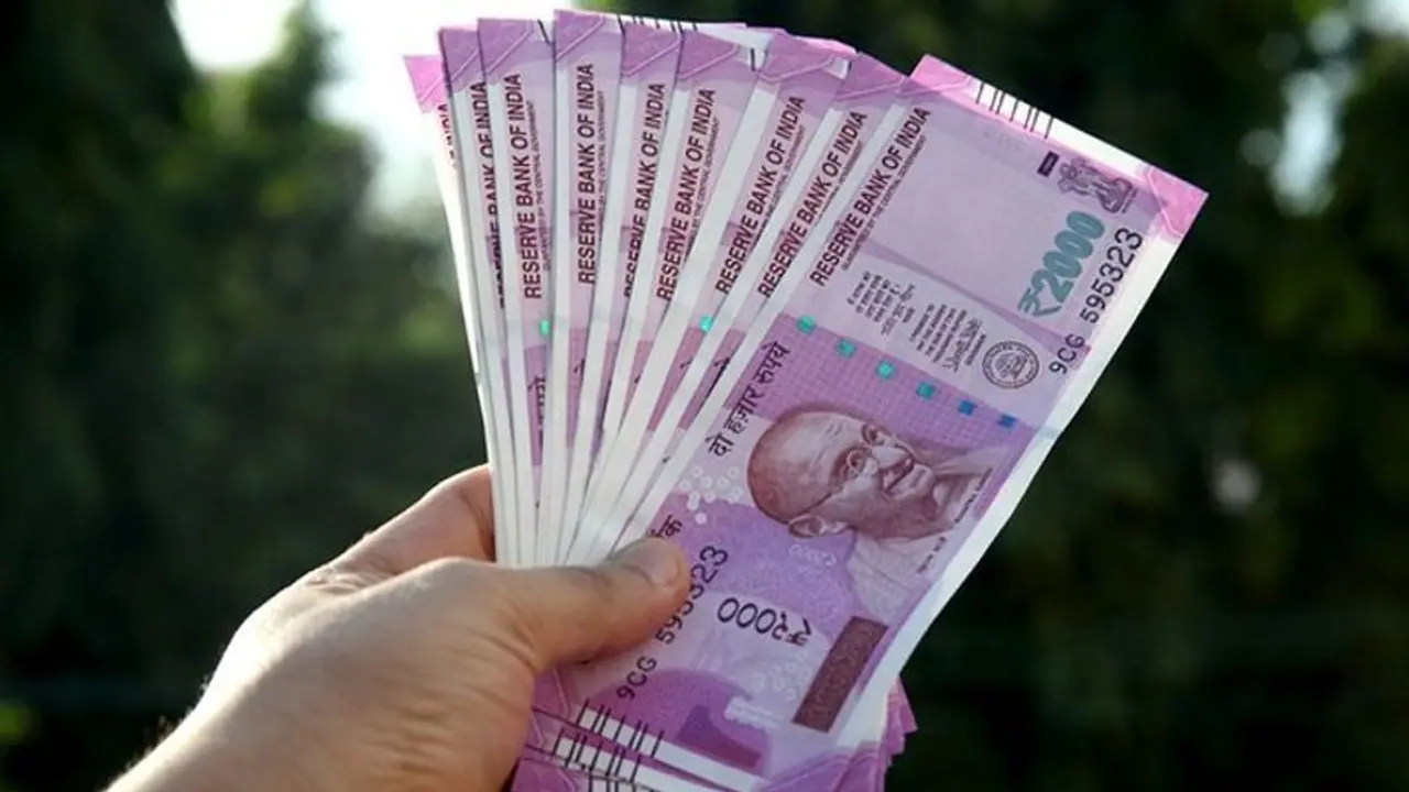 444 ദിവസത്തേക്ക് വമ്പൻ പലിശ ; പുതിയ അമൃത് മഹോത്സവ് എഫ്ഡി സ്കീമുമായി ഈ ബാങ്ക് 444 ദിവസത്തേക്ക് വമ്പൻ പലിശ ; പുതിയ അമൃത് മഹോത്സവ് എഫ്ഡി സ്കീമുമായി ഈ ബാങ്ക്