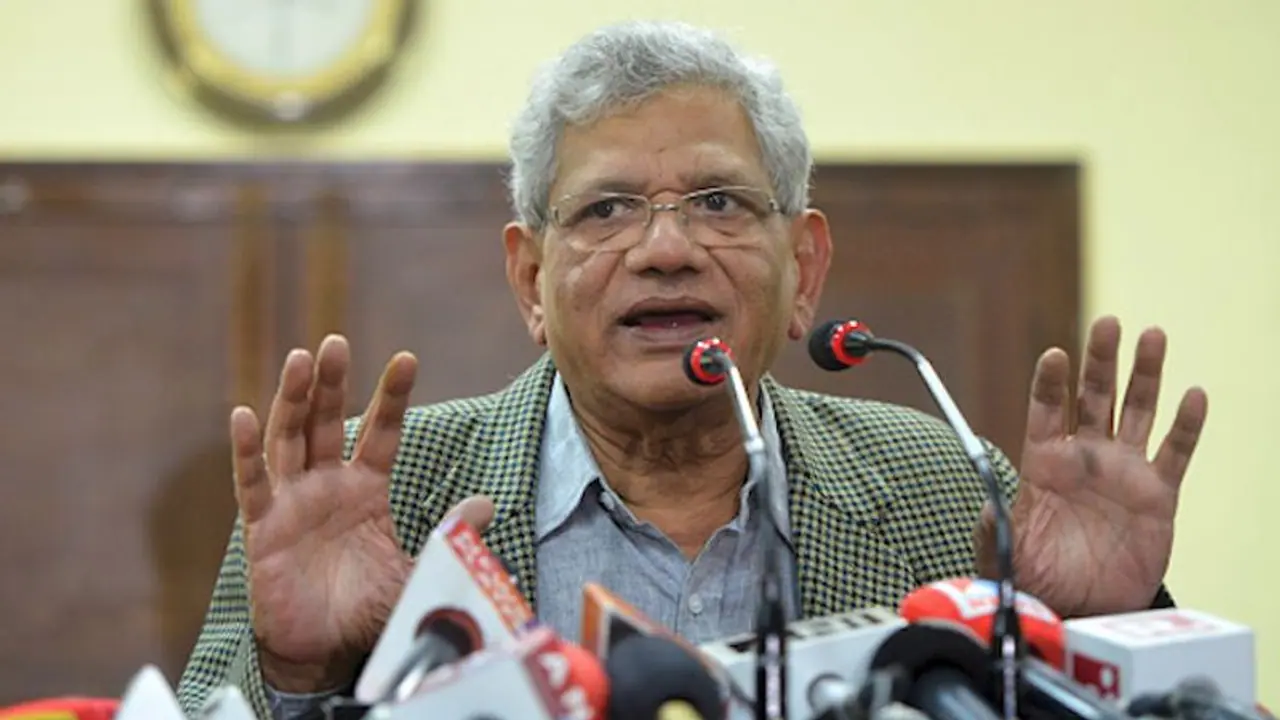 'ഗുജറാത്ത് കലാപ സമയത്ത് മോദിയെ പേടിച്ച് മുങ്ങിയെന്നത് കെട്ടുകഥ': സതീശനെതിരെ യെച്ചൂരി