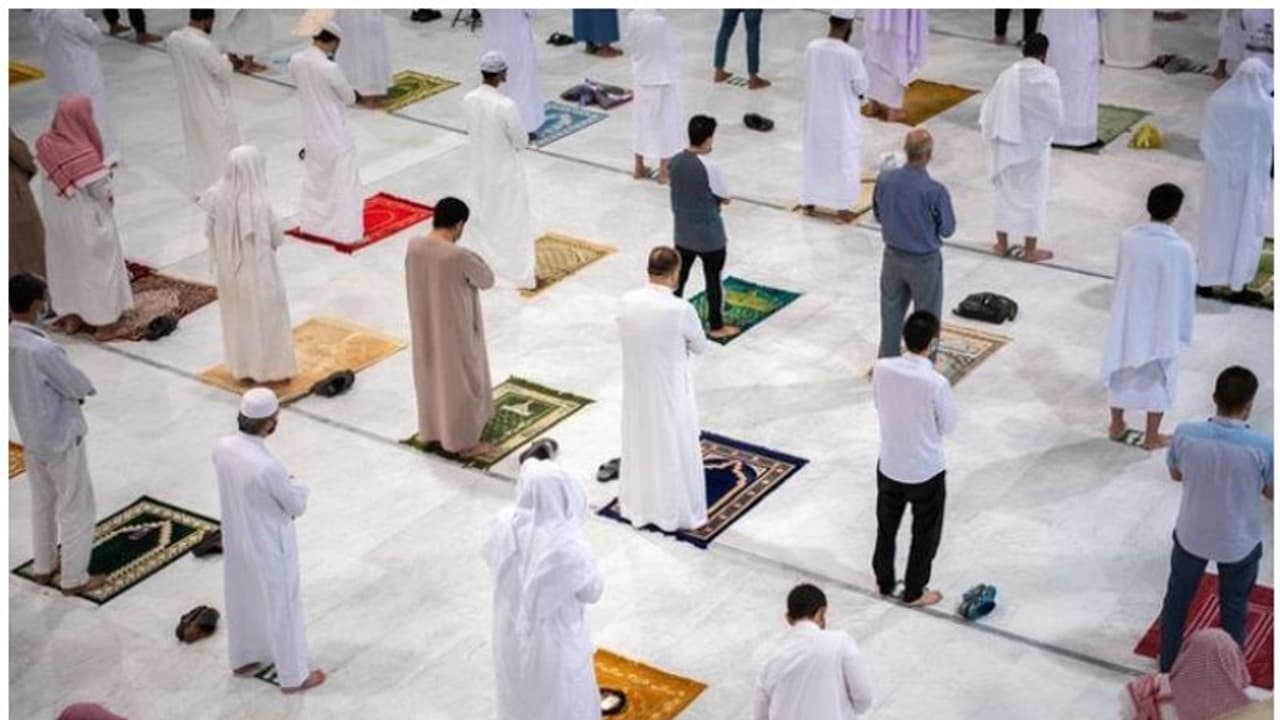 മൂന്നാഴ്ച്ചക്കിടെ ഉംറ നിർവഹിച്ചത് 6,59,430 തീർഥാടകർ മൂന്നാഴ്ച്ചക്കിടെ ഉംറ നിർവഹിച്ചത് 6,59,430 തീർഥാടകർ