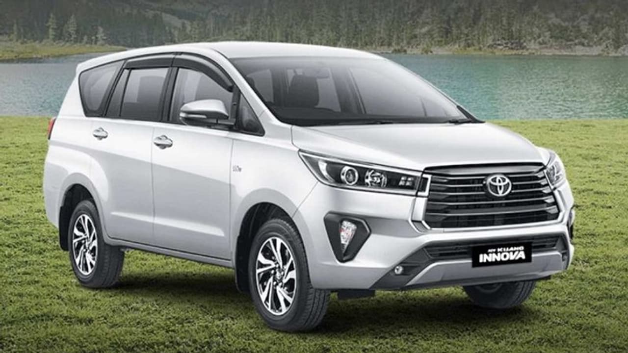 Toyota ने पेश किया Innova Crysta का Facelift मॉडल, जानें क्या है खास Toyota ने पेश किया Innova Crysta का Facelift मॉडल, जानें क्या है खास
