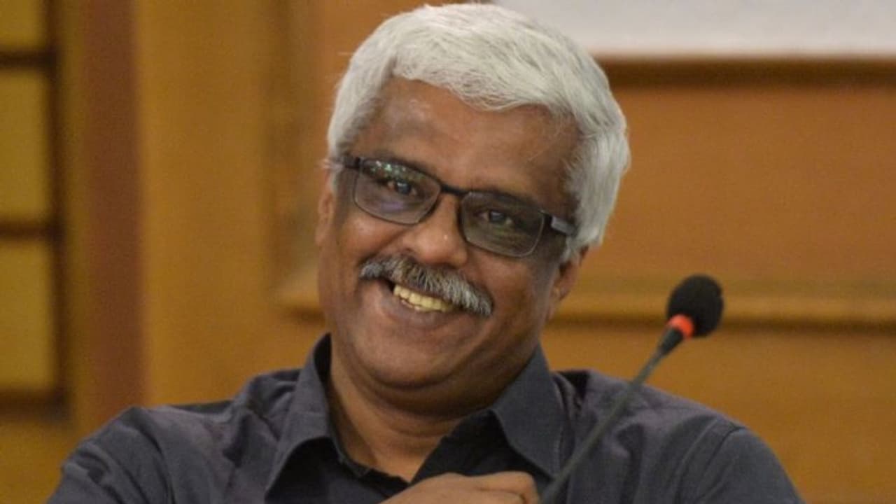 ലൈഫ് മിഷൻ കോഴ ഇടപാട്: നാളെ ഹാജരാക്കാൻ കഴിയില്ലെന്ന് എം ശിവശങ്കർ, ഇഡിയെ അറിയിച്ചു