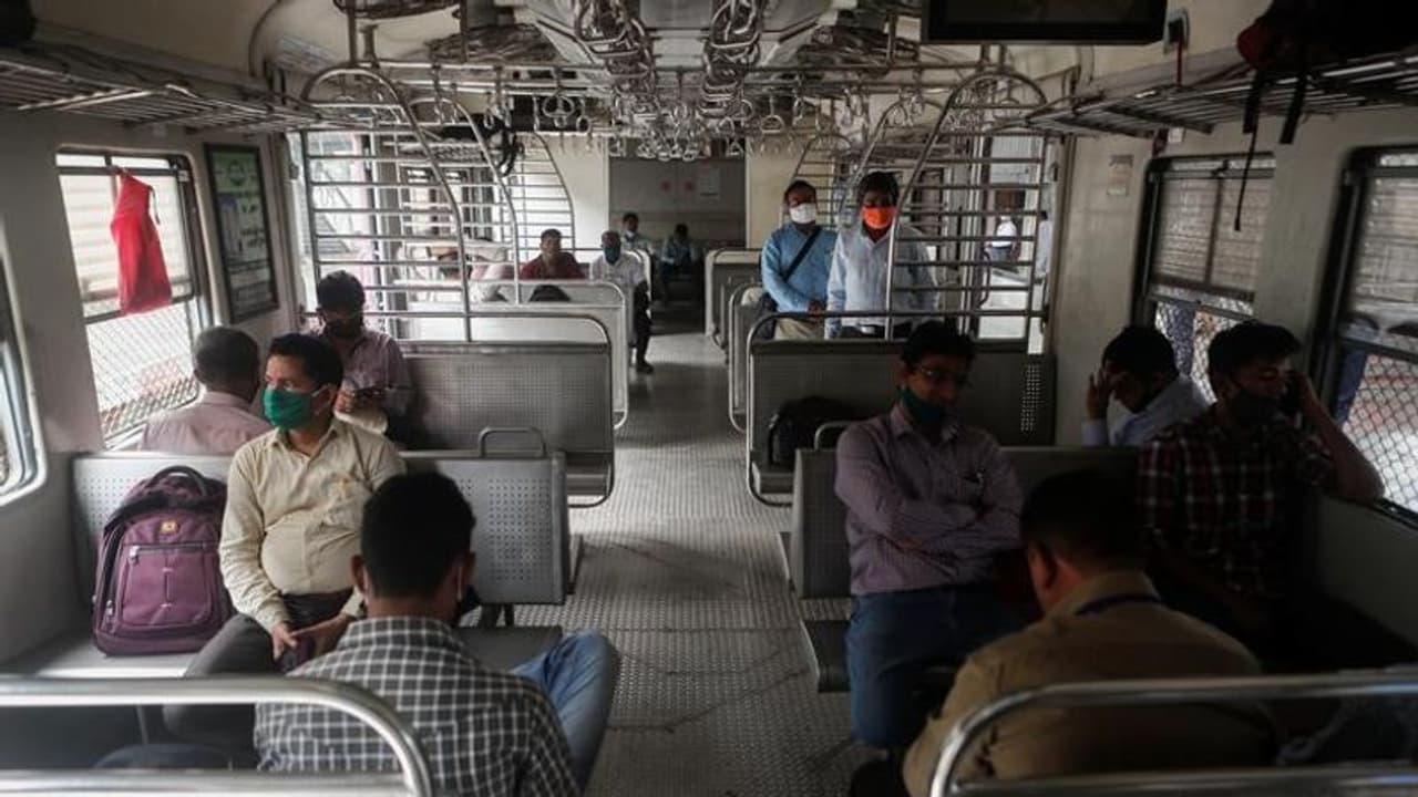 രാജ്യത്ത് 24 മണിക്കൂറിനിടെ 25,166 കൊവിഡ് കേസുകൾ; 437 മരണം കൂടി സ്ഥിരീകരിച്ചു രാജ്യത്ത് 24 മണിക്കൂറിനിടെ 25,166 കൊവിഡ് കേസുകൾ; 437 മരണം കൂടി സ്ഥിരീകരിച്ചു