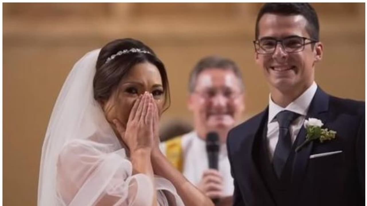 വരൻ വധുവിന് നൽകിയ ഒരു കിടിലൻ സർപ്രെെസ്; വീഡിയോ കാണാം