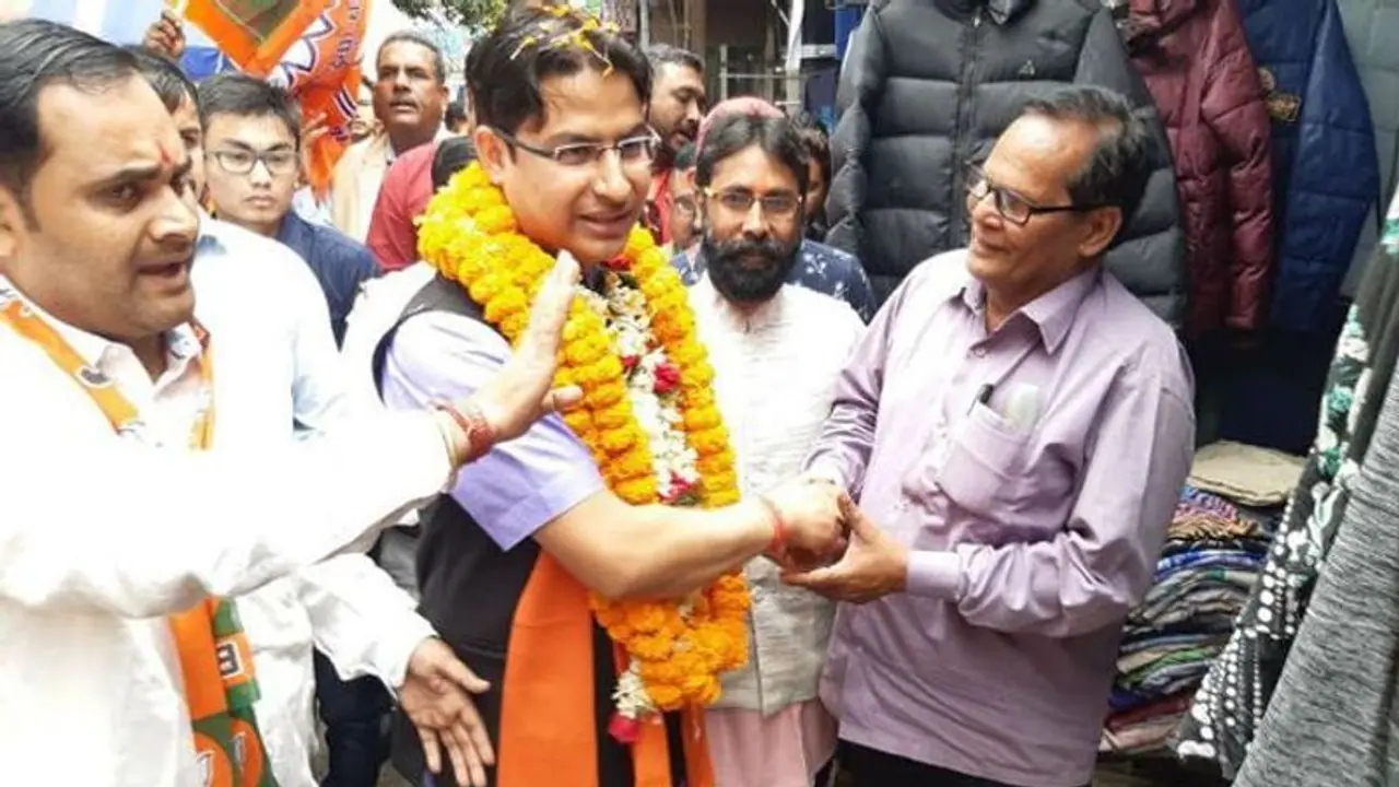 Rajbanshis demand for Narayani Sena regiment in BJP meeting at Siliguri Rajbanshis demand for Narayani Sena regiment in BJP meeting at Siliguri