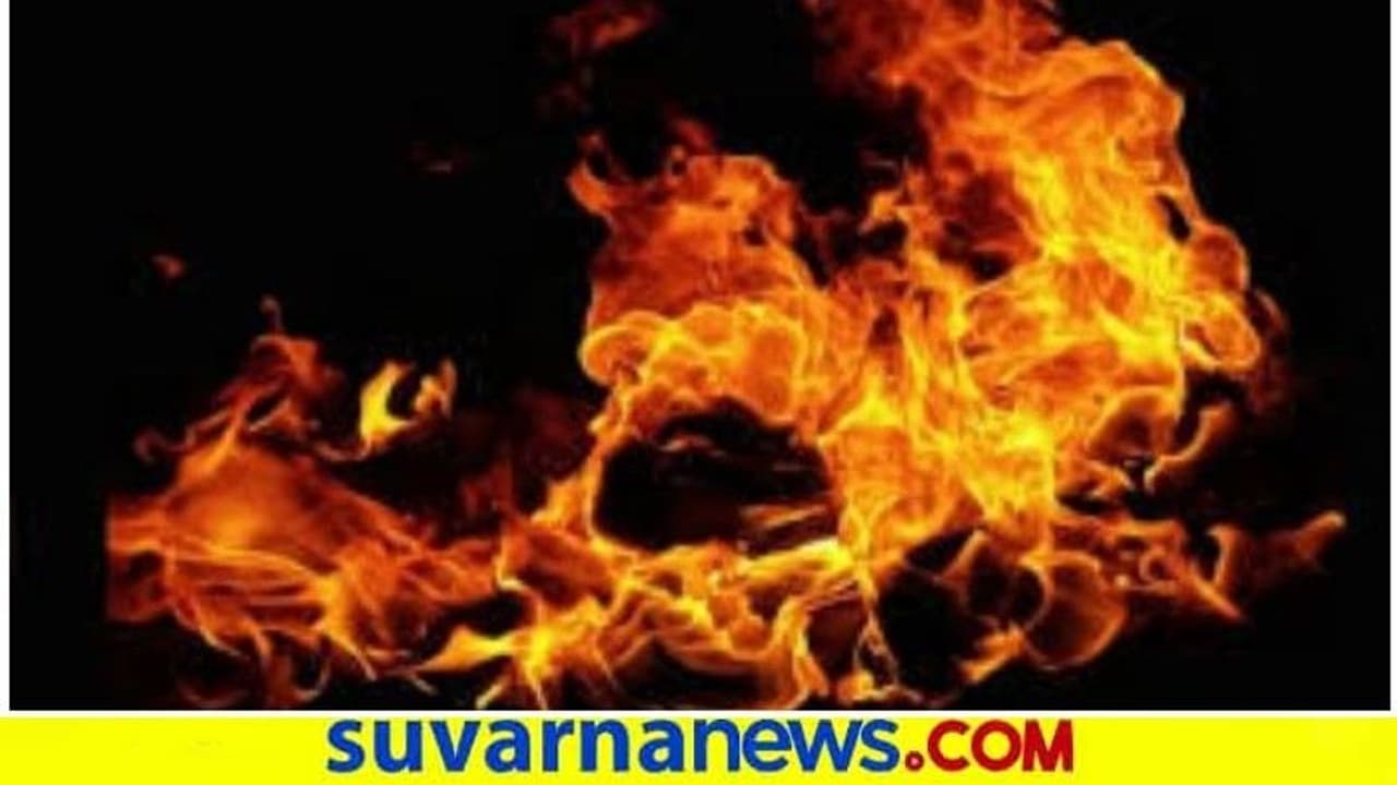 ಶಿವಮೊಗ್ಗ : ಬಾಂಬ್ ಸ್ಫೋಟ 9 ಮಂದಿಗೆ ಗಾಯ ಶಿವಮೊಗ್ಗ : ಬಾಂಬ್ ಸ್ಫೋಟ 9 ಮಂದಿಗೆ ಗಾಯ