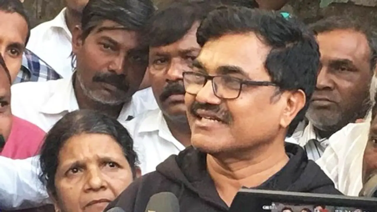 ഭീമ കൊറേഗാവ് കേസ്: ആനന്ദ് തെൽതുംബഡെയ്ക്ക് ജാമ്യം, പ്രധാന കുറ്റങ്ങൾ നിലനിൽക്കില്ലെന്ന് ബോംബെ ഹൈക്കോടതി ഭീമ കൊറേഗാവ് കേസ്: ആനന്ദ് തെൽതുംബഡെയ്ക്ക് ജാമ്യം, പ്രധാന കുറ്റങ്ങൾ നിലനിൽക്കില്ലെന്ന് ബോംബെ ഹൈക്കോടതി