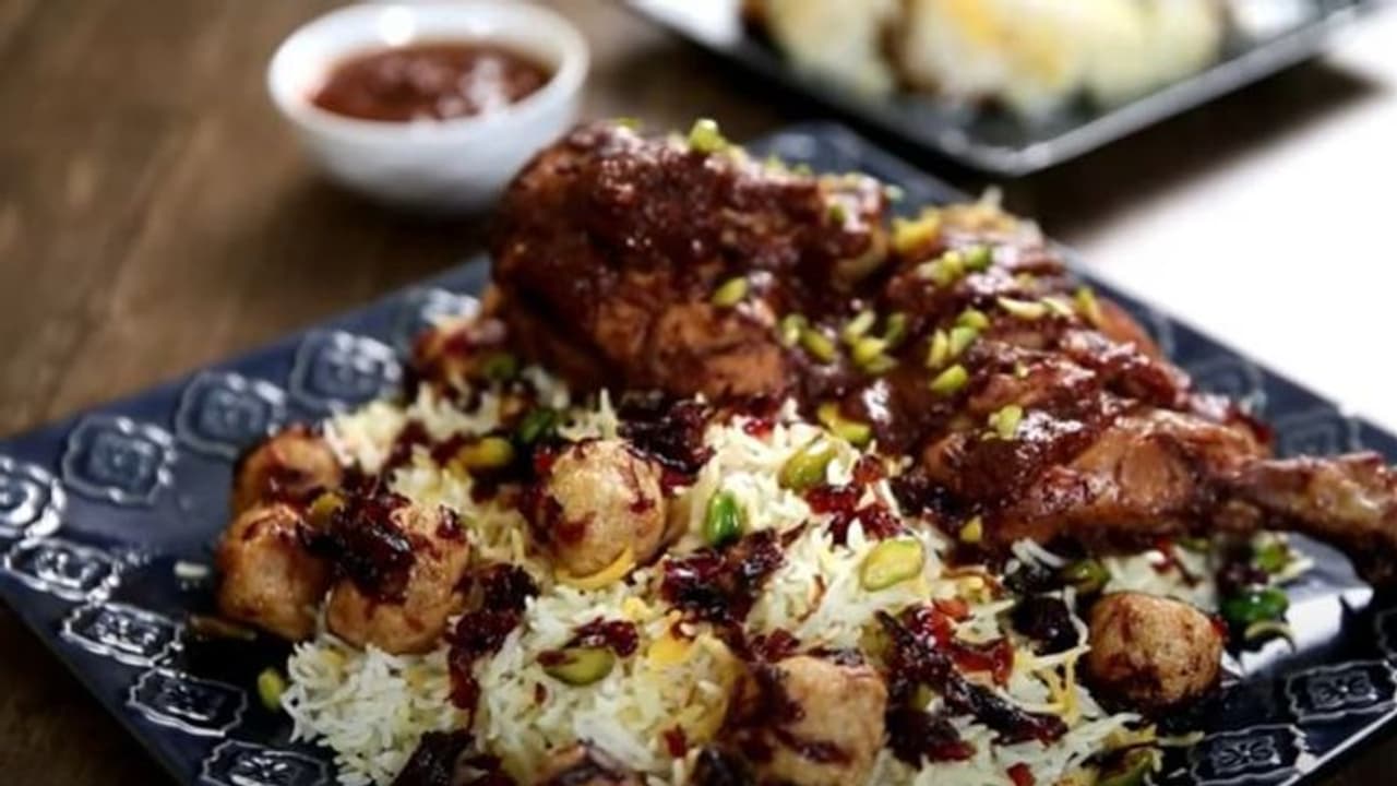 একঘেয়ে পোলাও এর পদ আর নয়, পুজোয় বানিয়ে দেখুন সুস্বাদু ইরানিয়ান পোলাও একঘেয়ে পোলাও এর পদ আর নয়, পুজোয় বানিয়ে দেখুন সুস্বাদু ইরানিয়ান পোলাও