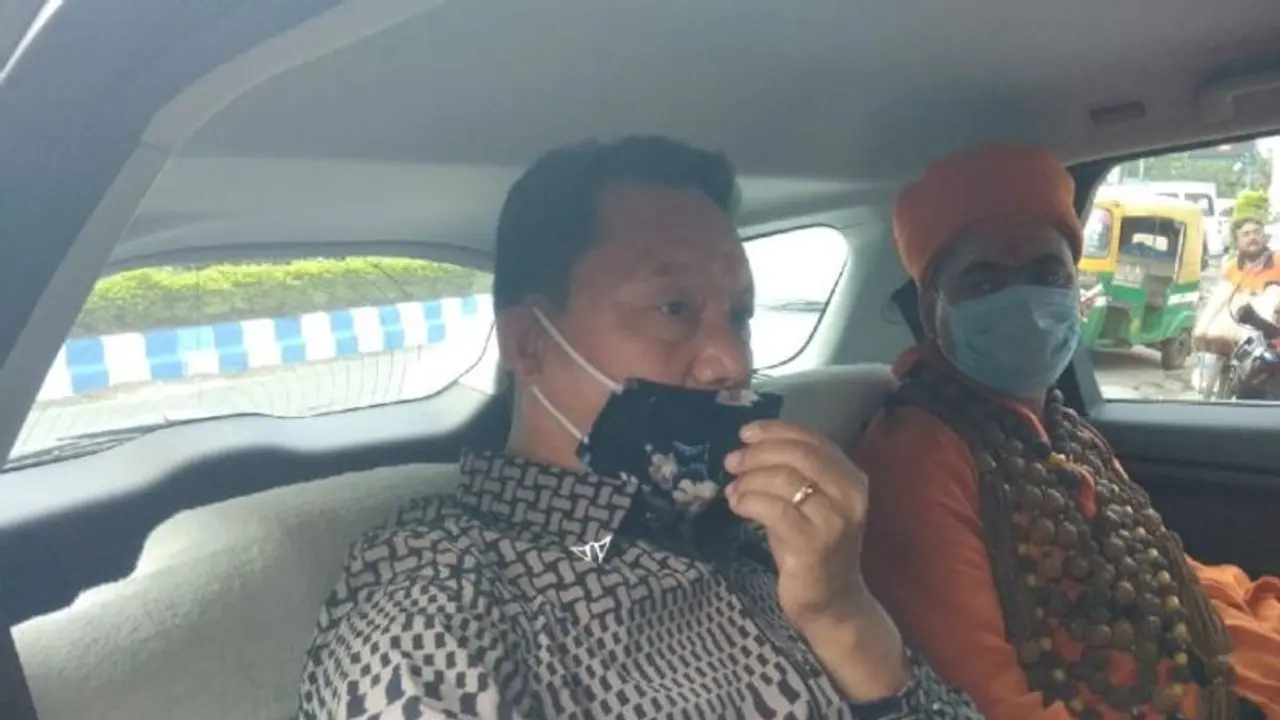 পাহাড়ে কঠিন লড়াই ৩ আসনের প্রার্থী ঘোষণা করলেন গুরুং, মুখ ফেরালো তামাং রা