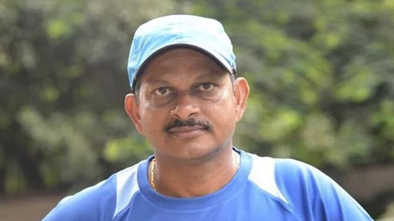 లాల్చంద్ను పాక్ టూర్ నుంచి తప్పించిన భారత్: భగ్గుమన్న పాకిస్తాన్ లాల్చంద్ను పాక్ టూర్ నుంచి తప్పించిన భారత్: భగ్గుమన్న పాకిస్తాన్