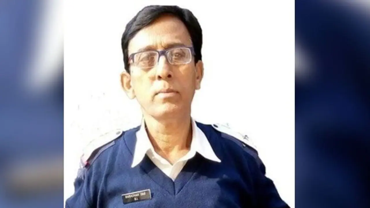 পুজোর মাঝেই করোনায় এসআই র মৃত্যু, চির বিদায় নিলেন কলকাতা পুলিশের আরও ১ কোভিড যোদ্ধা পুজোর মাঝেই করোনায় এসআই র মৃত্যু, চির বিদায় নিলেন কলকাতা পুলিশের আরও ১ কোভিড যোদ্ধা