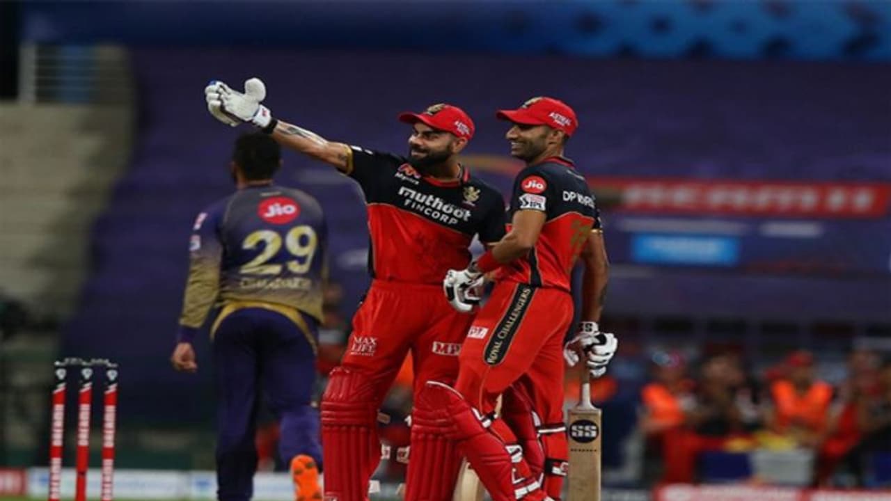 ഐപിഎല്: മറ്റൊരു റെക്കോര്ഡ് കൂടി കിംഗ് കോലിക്ക്, മുന്നില് ഒരു താരം മാത്രം! ഐപിഎല്: മറ്റൊരു റെക്കോര്ഡ് കൂടി കിംഗ് കോലിക്ക്, മുന്നില് ഒരു താരം മാത്രം!