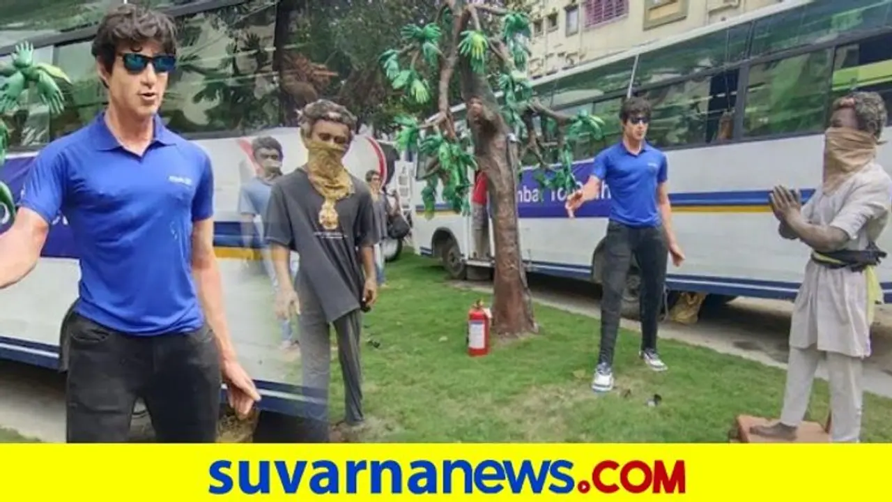 ಕೊಲ್ಕತ್ತಾ ದುರ್ಗಾ ಪೂಜಾ ಪೆಂಡಾಲ್ಗಳಲ್ಲಿ ಸೋನು ಪ್ರತಿಮೆ..! ಕೊಲ್ಕತ್ತಾ ದುರ್ಗಾ ಪೂಜಾ ಪೆಂಡಾಲ್ಗಳಲ್ಲಿ ಸೋನು ಪ್ರತಿಮೆ..!