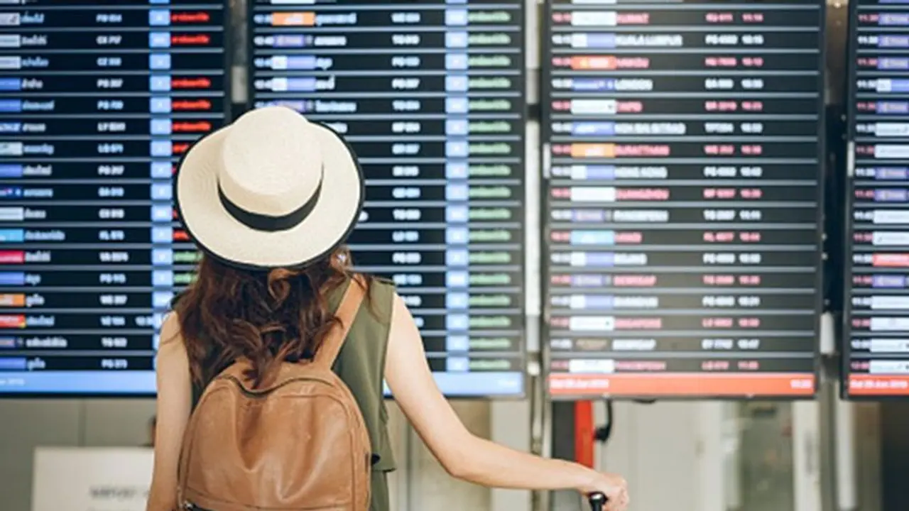 India reopens doors for foreigners, but not yet for tourism