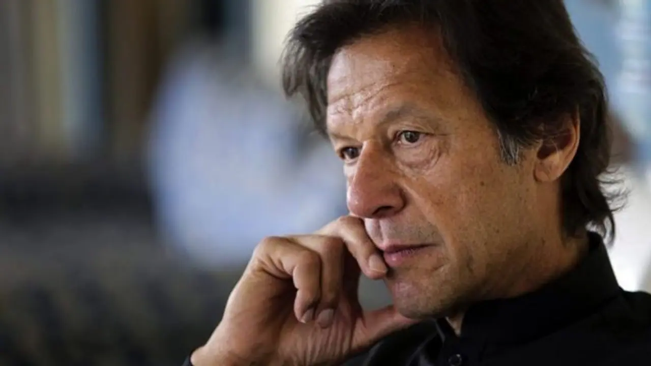 ఇమ్రాన్ సర్కార్కు షాక్: ‘ గ్రే లిస్ట్’ లోకి పాకిస్తాన్.. ఎఫ్ఏటీఎఫ్ సంచలన నిర్ణయం ఇమ్రాన్ సర్కార్కు షాక్: ‘ గ్రే లిస్ట్’ లోకి పాకిస్తాన్.. ఎఫ్ఏటీఎఫ్ సంచలన నిర్ణయం