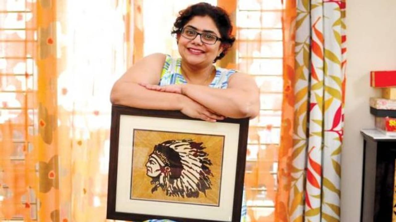 രണ്ടുതവണ ഭര്ത്താവിന്റെ വീട്ടുകാര് കൊല്ലാന് നോക്കി, പലരും ഒറ്റപ്പെടുത്തി; ഹിമ ജീവിതത്തിലേക്ക് തിരികെവന്നു രണ്ടുതവണ ഭര്ത്താവിന്റെ വീട്ടുകാര് കൊല്ലാന് നോക്കി, പലരും ഒറ്റപ്പെടുത്തി; ഹിമ ജീവിതത്തിലേക്ക് തിരികെവന്നു