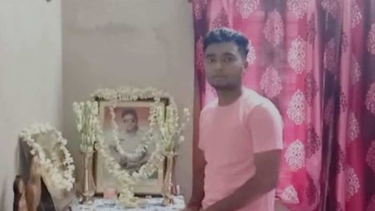 Amitabh Malik’s father vents anger after Bimal Gurung join hands with TMC Amitabh Malik’s father vents anger after Bimal Gurung join hands with TMC