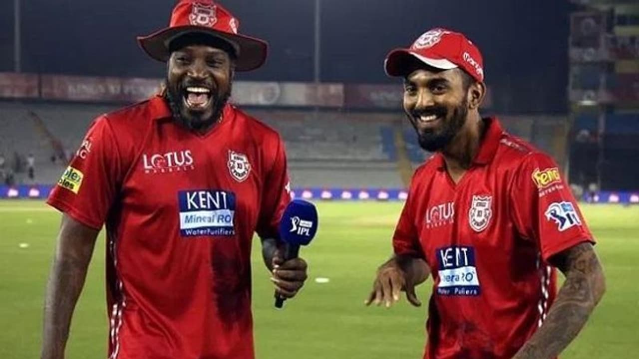 ഐപിഎല്ലില് ഇന്ന് നിര്ണായക മത്സരം; കൊല്ക്കത്ത നൈറ്റ് റൈഡേഴ്സ് കിംഗ്സ് ഇലവന് പഞ്ചാബിനെതിരെ ഐപിഎല്ലില് ഇന്ന് നിര്ണായക മത്സരം; കൊല്ക്കത്ത നൈറ്റ് റൈഡേഴ്സ് കിംഗ്സ് ഇലവന് പഞ്ചാബിനെതിരെ