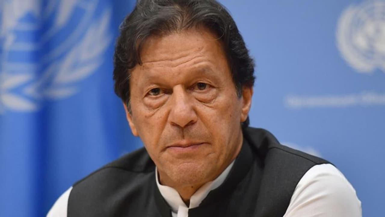 बड़ा झटका, FATF की ग्रे लिस्ट में ही रहेगा पाकिस्तान; 27 पॉइंट्स में सिर्फ 21 कर पाया पूरा बड़ा झटका, FATF की ग्रे लिस्ट में ही रहेगा पाकिस्तान; 27 पॉइंट्स में सिर्फ 21 कर पाया पूरा