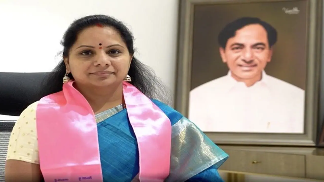 ఢిల్లీ లిక్కర్ స్కాం: టీఆర్ఎస్ ఎమ్మెల్సీ కవితకు సీబీఐ నుండి రాని రిప్లై ఢిల్లీ లిక్కర్ స్కాం: టీఆర్ఎస్ ఎమ్మెల్సీ కవితకు సీబీఐ నుండి రాని రిప్లై