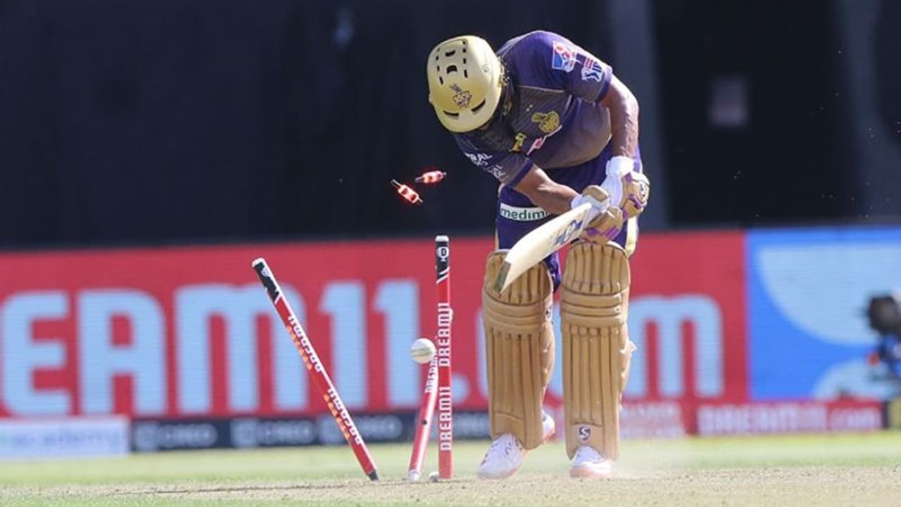 എന്തൊരു യോര്ക്കര്! ബാറ്റ്സ്മാന് കണ്ടുപോലുമില്ല; തീപാറിച്ച് നോര്ജെ വീഡിയോ എന്തൊരു യോര്ക്കര്! ബാറ്റ്സ്മാന് കണ്ടുപോലുമില്ല; തീപാറിച്ച് നോര്ജെ വീഡിയോ