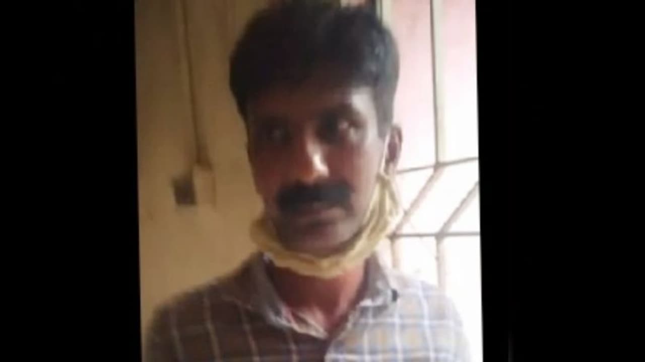 പഠനയാത്രക്കിടെ വിദ്യാര്ത്ഥിനിയെ പീഡിപ്പിച്ച അധ്യാപകന് അറസ്റ്റില് , സഹ അധ്യാപകൻ ഒളിവിൽ പഠനയാത്രക്കിടെ വിദ്യാര്ത്ഥിനിയെ പീഡിപ്പിച്ച അധ്യാപകന് അറസ്റ്റില് , സഹ അധ്യാപകൻ ഒളിവിൽ