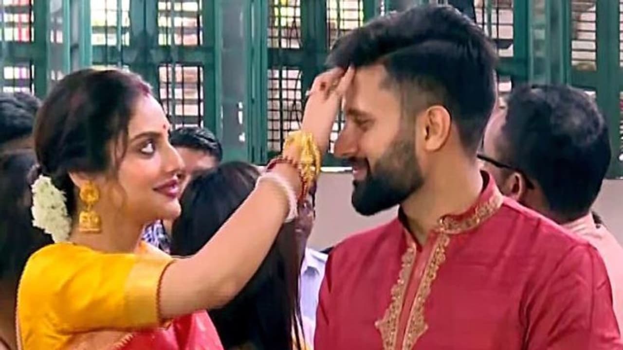 ' ভালবাসা সম্পূর্ণ ব্য়াক্তিগত বিষয়', 'লাভ জেহাদ' নিয়ে বিজেপিকে আক্রমণ নুসরতের