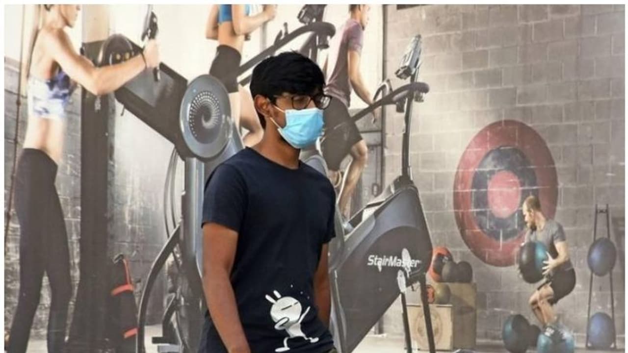 പരിശോധന കര്ശനമാക്കി അധികൃതര്; ദുബൈയില് മൂന്ന് സ്പോര്ട്സ് കേന്ദ്രങ്ങള്ക്ക് പിഴ, താക്കീത് പരിശോധന കര്ശനമാക്കി അധികൃതര്; ദുബൈയില് മൂന്ന് സ്പോര്ട്സ് കേന്ദ്രങ്ങള്ക്ക് പിഴ, താക്കീത്