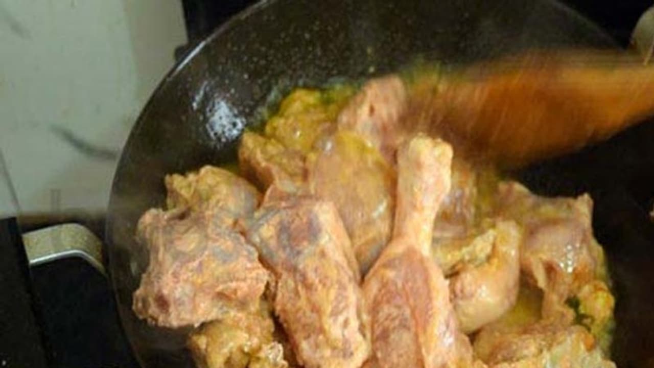 లెగ్ పీస్ కోసం గొడవ... చంపేసి, స్మశానంలో... లెగ్ పీస్ కోసం గొడవ... చంపేసి, స్మశానంలో...